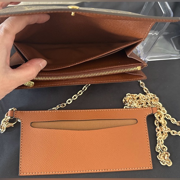 Louis Vuitton Sarah Monogram Wallet Comes With COA - Picture 13 of 16